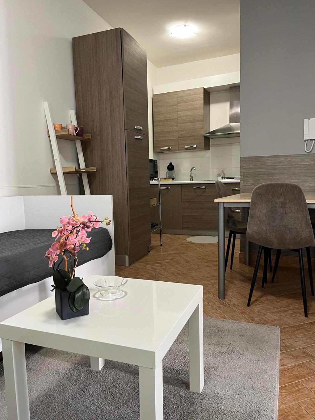Lamezia Park Apartments Lamezia Terme Eksteriør bilde